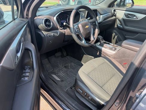 Used 2022 Chevrolet Blazer LT w/ LPO, Black Accent Package FWD image 22