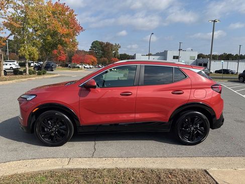Used 2024 Buick Encore GX Sport Touring w/ Comfort Package image 4