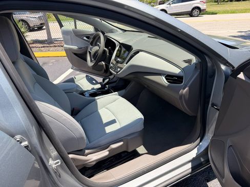 Used 2024 Chevrolet Malibu LS w/ Driver Confidence Package FWD image 12