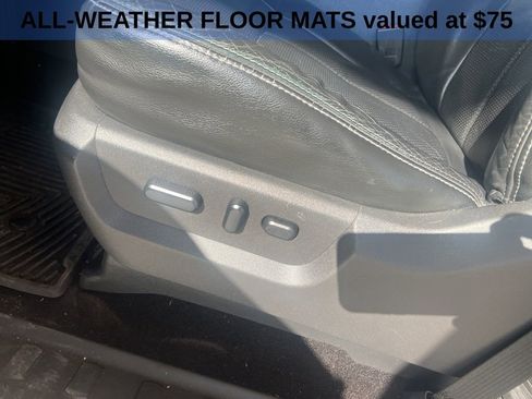 Used 2014 Ford F250 Lariat w/ Lariat Interior Package image 17