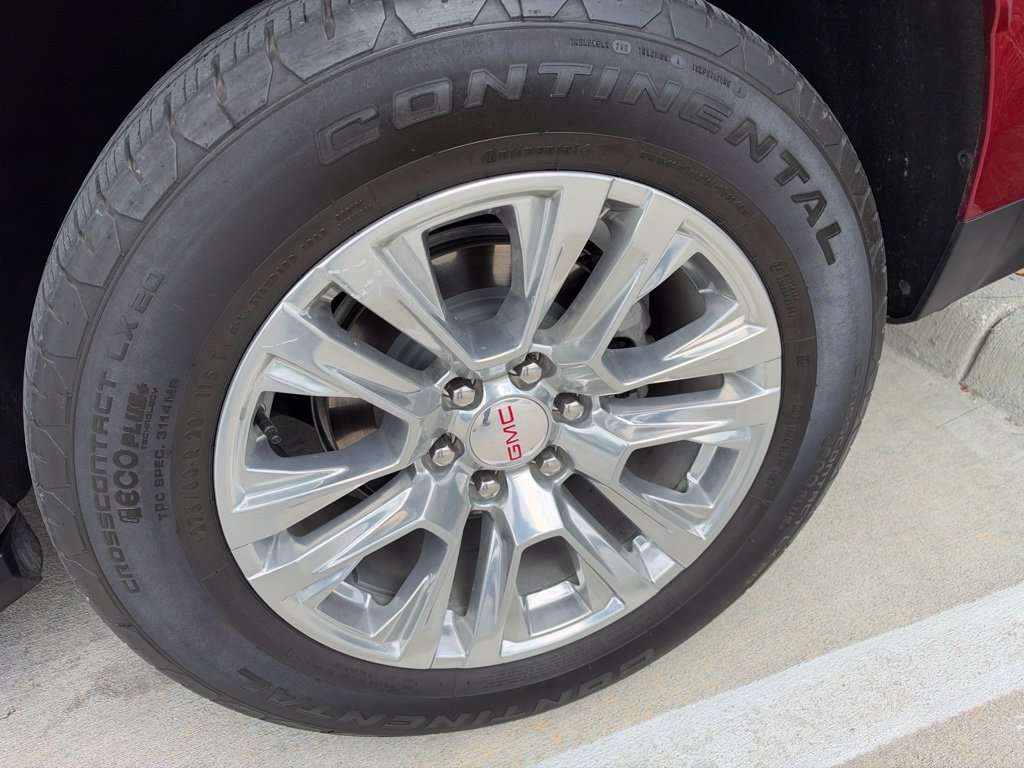Used 2023 GMC Yukon Denali AWD/4WD image 7