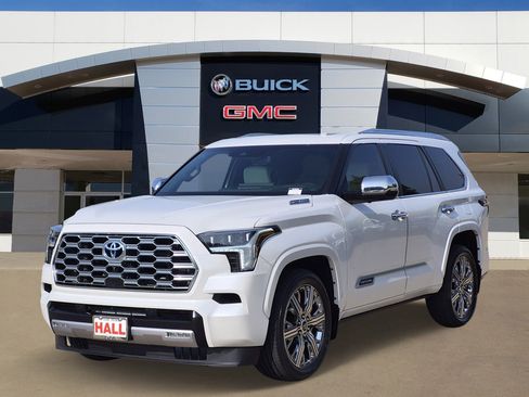 Used 2024 Toyota Sequoia Capstone AWD/4WD image 3