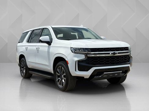 Used 2023 Chevrolet Tahoe 2WD w/ Remote Keyless Entry Package image 3