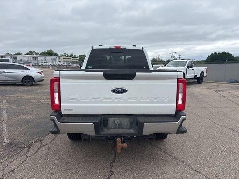 Used 2024 Ford F250 XLT AWD/4WD image 6
