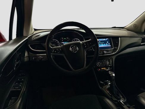 Used 2018 Buick Encore Preferred image 21