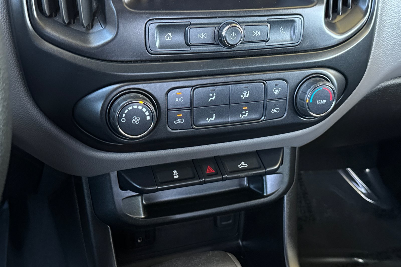 Used 2019 Chevrolet Colorado W/T RWD image 22