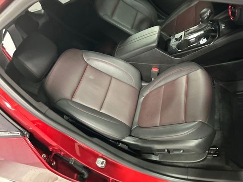 Used 2024 Chevrolet Blazer RS w/ Enhanced Convenience Package image 25