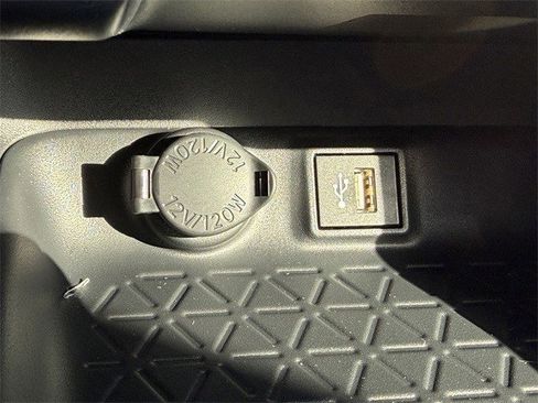 New 2025 Toyota RAV4 XLE image 15