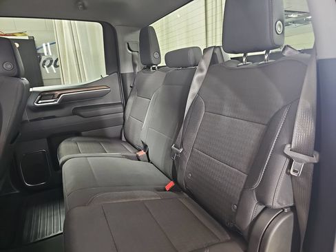 Certified 2024 Chevrolet Silverado 1500 LT AWD/4WD image 17