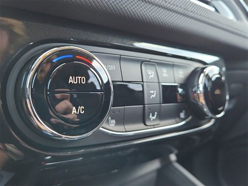 New 2026 Chevrolet TrailBlazer LT w/ Convenience Package image 25