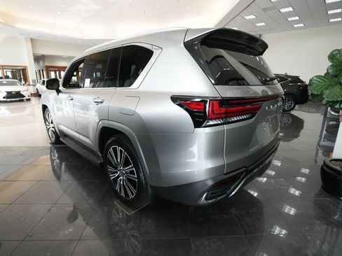 New 2026 Lexus LX 700h Luxury image 5