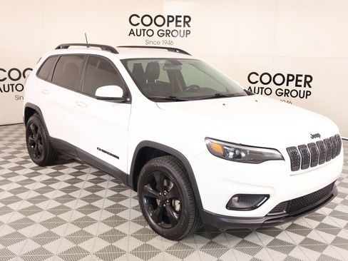 Used 2020 Jeep Cherokee Latitude Plus AWD/4WD image 1