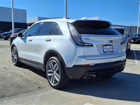Used 2019 Cadillac XT4 Sport w/ Cold Weather Package image 7