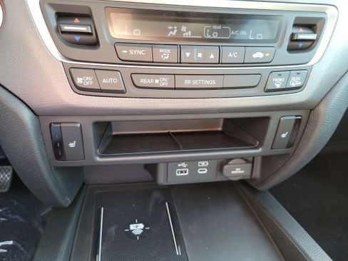 Used 2025 Honda Ridgeline RTL image 21