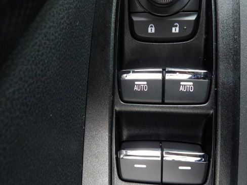 Used 2026 Subaru Crosstrek 2.5i Limited w/ Popular Package #3A image 11