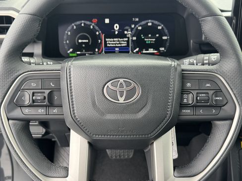 New 2026 Toyota 4Runner Limited AWD/4WD image 21
