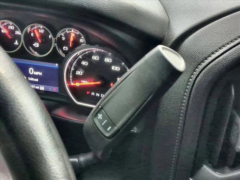 Used 2021 Chevrolet Silverado 2500 LT w/ Z71 Off-Road Package image 11