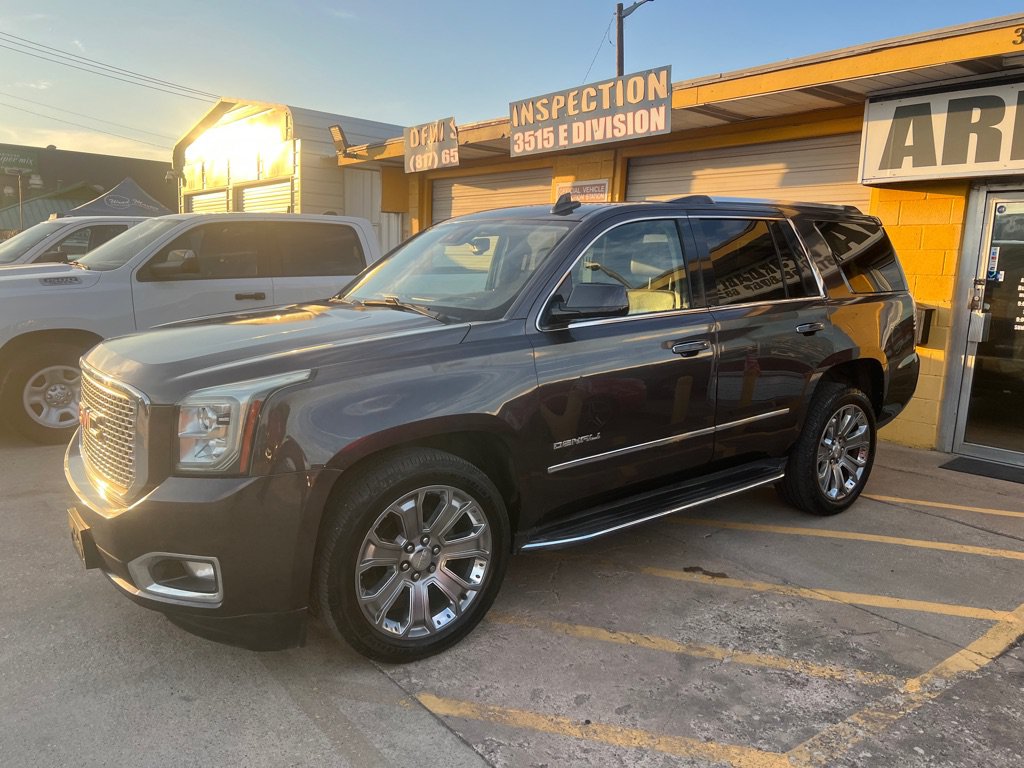 Used 2016 GMC Yukon Denali RWD image 3