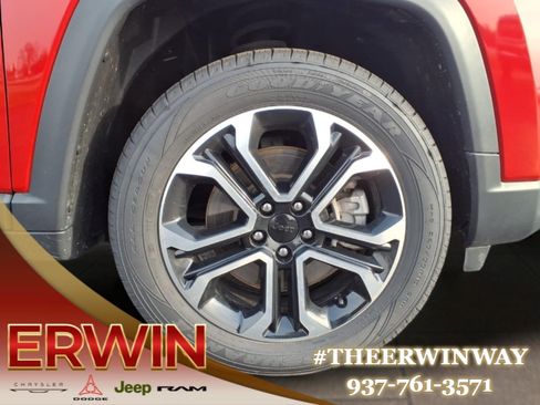 Certified 2023 Jeep Compass Limited AWD/4WD image 9