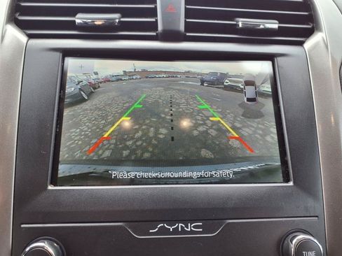 Used 2019 Ford Fusion SEL FWD image 20