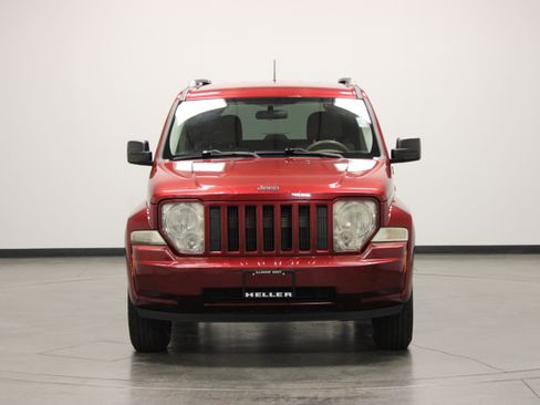 Used 2012 Jeep Liberty Sport w/ Popular Equipment Group AWD/4WD image 3