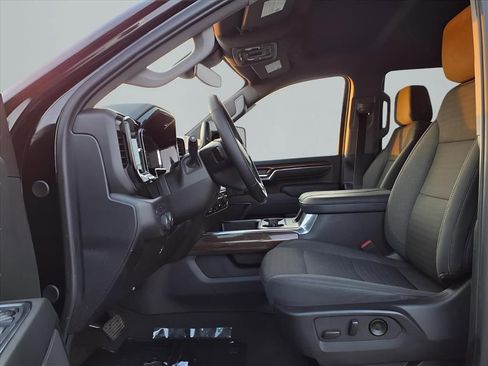 Certified 2024 Chevrolet Silverado 2500 LT w/ Convenience Package image 22