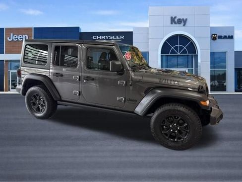 Used 2021 Jeep Wrangler Unlimited Sport AWD/4WD image 10