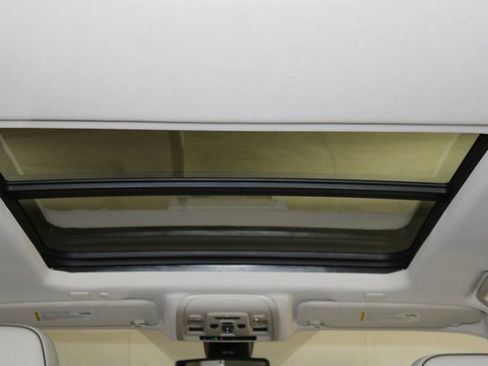 Used 2021 GMC Yukon Denali image 45