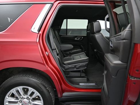 Certified 2024 GMC Yukon SLT image 28