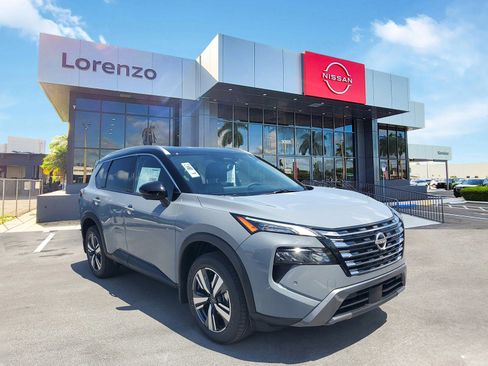 New 2025 Nissan Rogue SL image 3