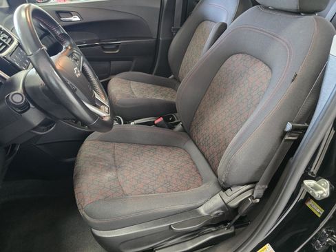 Used 2020 Chevrolet Sonic LT FWD image 20