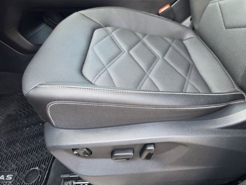 New 2026 Volkswagen Atlas SE image 16