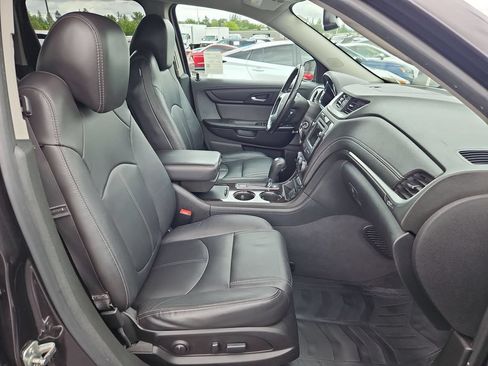 Used 2017 Chevrolet Traverse LT AWD/4WD image 28
