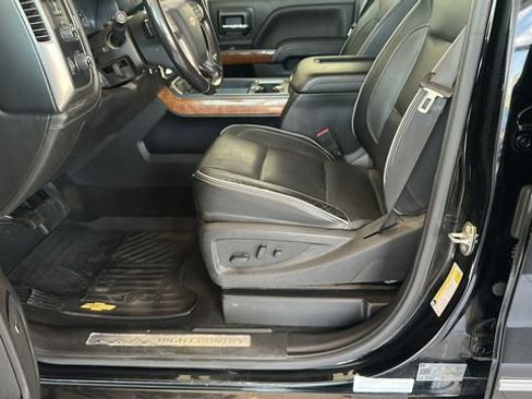 Used 2018 Chevrolet Silverado 2500 High Country AWD/4WD image 9