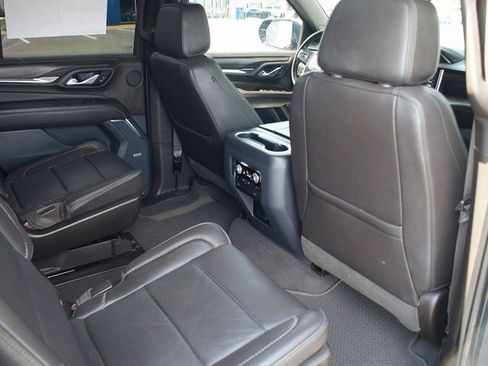 Used 2021 GMC Yukon Denali w/ Denali Premium Package image 19