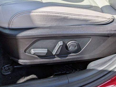 Used 2022 Hyundai Tucson Limited image 16