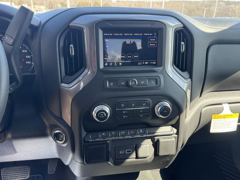 New 2026 GMC Sierra 1500 Pro AWD/4WD image 19
