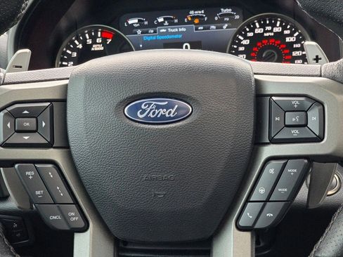 Used 2020 Ford F150 Raptor w/ Equipment Group 802A Luxury image 20