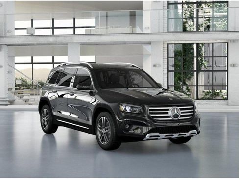 Used 2025 Mercedes-Benz GLB 250 image 10
