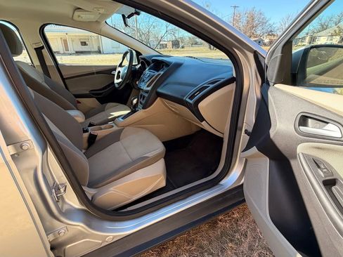 Used 2012 Ford Focus SE image 20