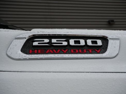 Used 2022 RAM 2500 Laramie AWD/4WD image 7