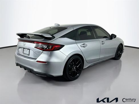 Used 2023 Honda Civic Sport image 5