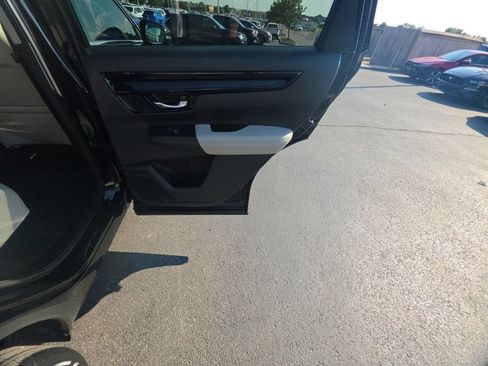 Used 2025 Honda CR-V EX-L image 27