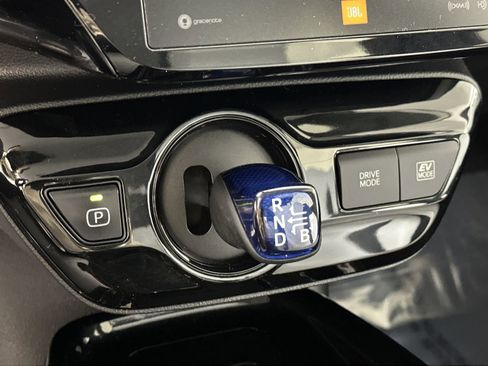 Used 2019 Toyota Prius Limited image 24