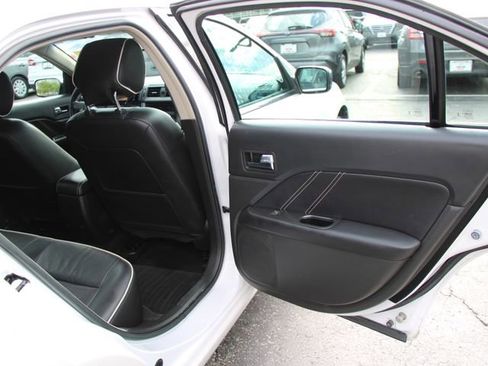 Used 2012 Ford Fusion SEL FWD image 29