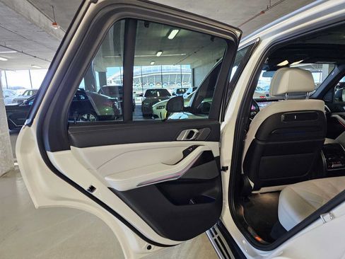 Used 2024 BMW X5 xDrive50e w/ Executive Package AWD/4WD image 32