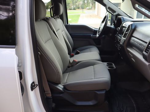 Used 2017 Ford F250 XLT w/ XLT Value Package AWD/4WD image 22