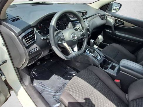 Used 2018 Nissan Rogue Sport S w/ S Appearance Package FWD image 10
