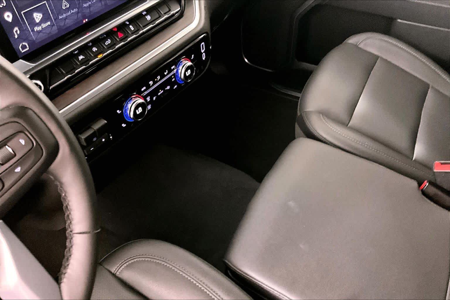 Certified 2026 GMC Sierra 1500 SLT AWD/4WD image 18