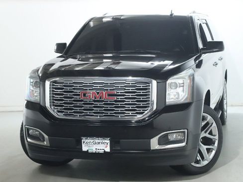 Used 2020 GMC Yukon XL Denali AWD/4WD image 3